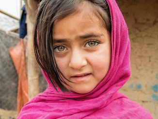 Faroza Afghan girl
